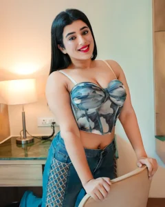 Plush Luxury: Apoorva Bhalla and the Art of Abundant Curves