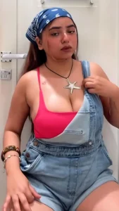 Anjali: 40K Fans, and Curves That Speak Louder Than Words