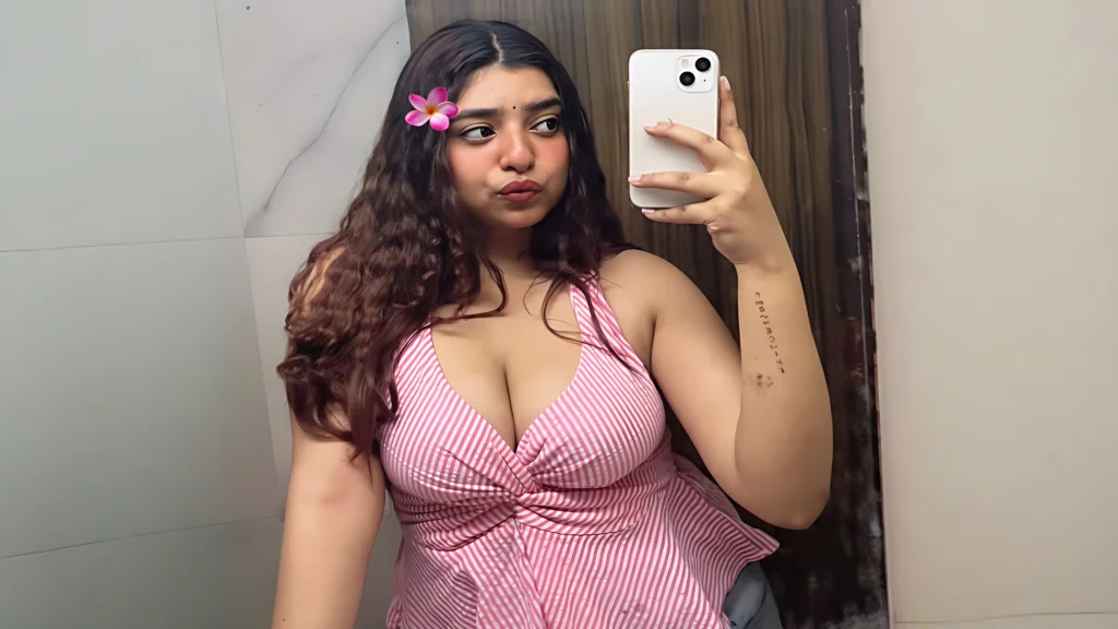 Anjali: 40K Fans, and Curves That Speak Louder Than Words