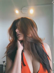 Rachna: Mumbai Charm and Natural Curves