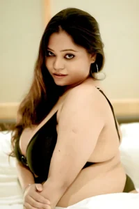 Srestha Das Babin: Journey from Fashion Model to Curvy Icon