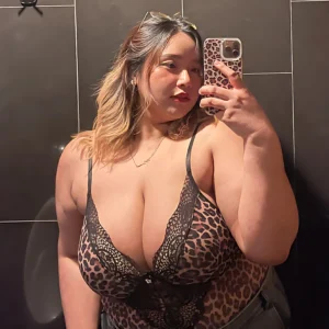 Nisakorn K: Chubby Baker with a Heart of Gold