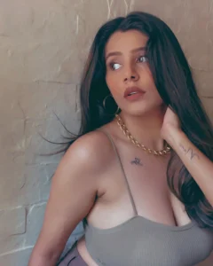Rachna: Mumbai Charm and Natural Curves