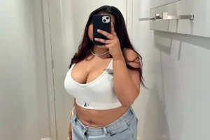 Anjali: 40K Fans, and Curves That Speak Louder Than Words
