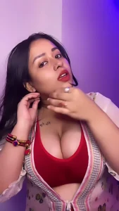 Riya Bhattacharya: Quiet Rise to 63K Followers