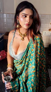 Vinni Chitara: The Mochiben Rule of Outfit Over Opinion
