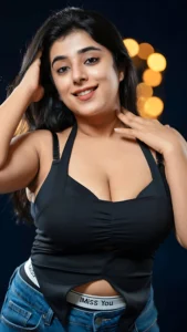 Apoorva Bhalla: A Plus-Size Queen and Her Famous Huge Boobs