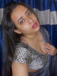 Riya Bhattacharya: Quiet Rise to 63K Followers