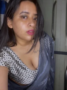 Riya Bhattacharya: Quiet Rise to 63K Followers