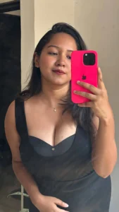 Shayani Bhowmik: Big Curves Is Her Loudest Style Statement