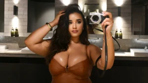 Aiesha Rai Big Boobs Story: Turning Curves Into Confidence